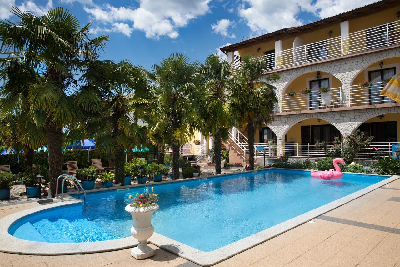 Apartments Paradis Rovinj Eksteriør bilde